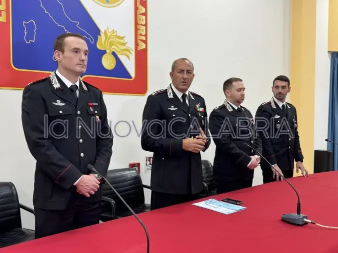 Presentati i nuovi Ufficiali dell’Arma per le Compagnie di Catanzaro, Soverato e Sellia

