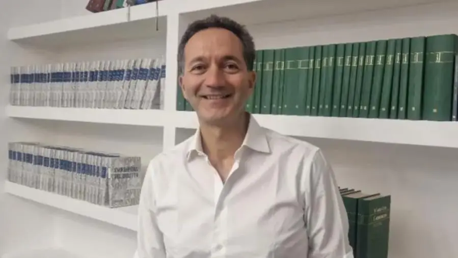 Sant’Elia senza ufficio postale da mesi, Pitaro diffida Poste Italiane: “Si riapra subito”