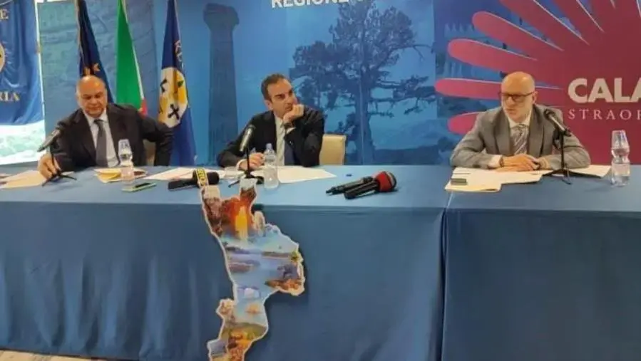 Turismo in crescita in Calabria: presentati i dati del primo “Instant Tourism” (VIDEO)