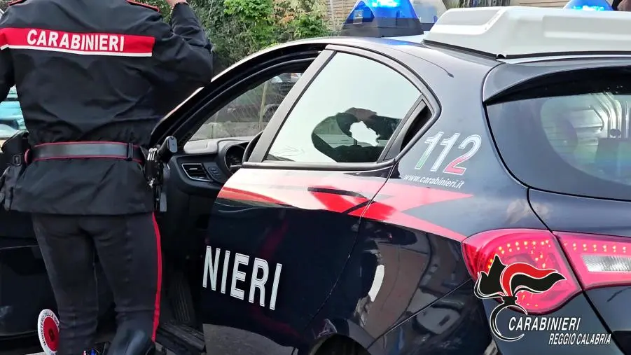 Cardeto (Rc), cavi occultati e contatore manomesso: arrestato un uomo per furto aggravato 
