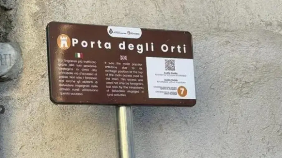 Parte a Belvedere Marittimo l'installazione della nuova segnaletica turistica interattiva 