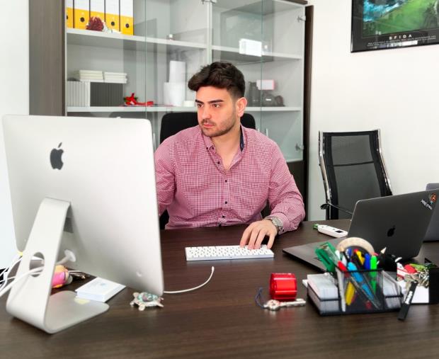 images Investire sul futuro in Calabria: ecco la storia di Francesco, imprenditore a 22 anni