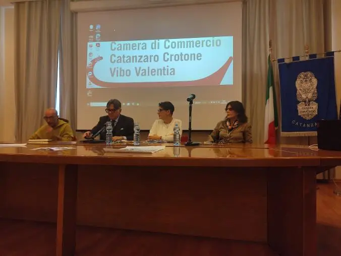 Inaugurata alla Camera di Commercio di Catanzaro la mostra "Comics Food" 