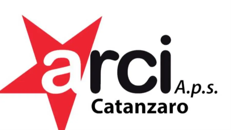 Arci Catanzaro soddisfatta per la sentenza della Consulta sui diritti dei minori e delle coppie