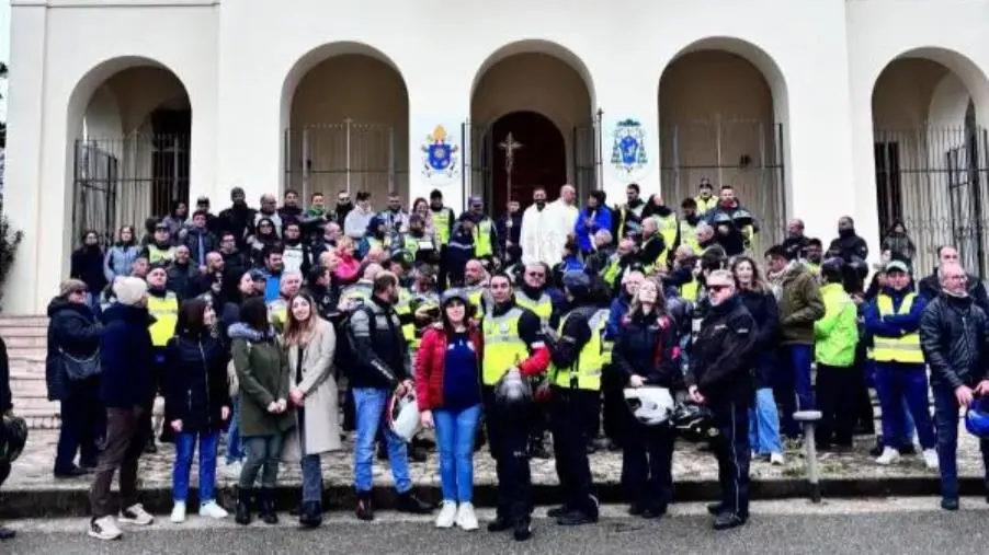 images Motori, sicurezza e fede: Gimigliano accoglie il Moto Club della Polizia di Stato