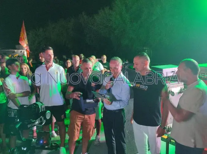 Catanzaro, festeggiato il 21° compleanno del club "Cani Sciolti"