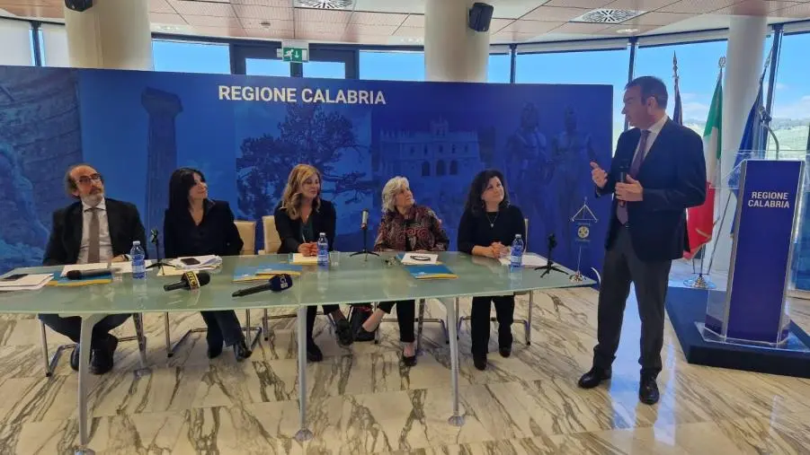 images Alla ricercatrice cosentina Giulia Veltri la borsa di studio dell’associazione ‘Jole Santelli’
