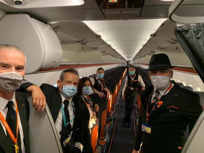 images Fase 3. Decollato il primo volo Easyjet da Milano a Lamezia Terme 