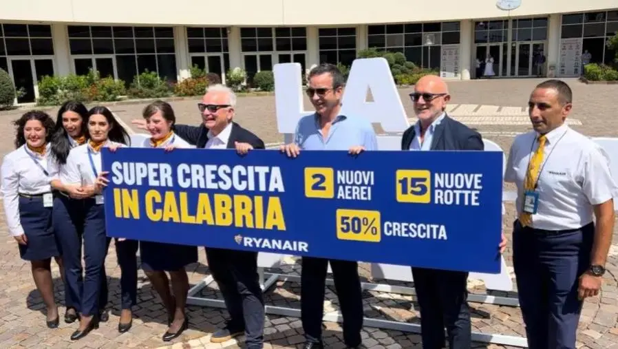 images “La Calabria vola”, a Catanzaro Ryanair presenta il nuovo piano di investimento per la regione
