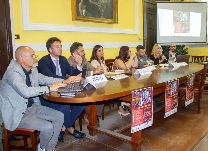 images A Catanzaro seminario su “l’avvocato tra neuropsicologia e fuoriuscita dal sistema giudiziario del malato
psichiatrico”