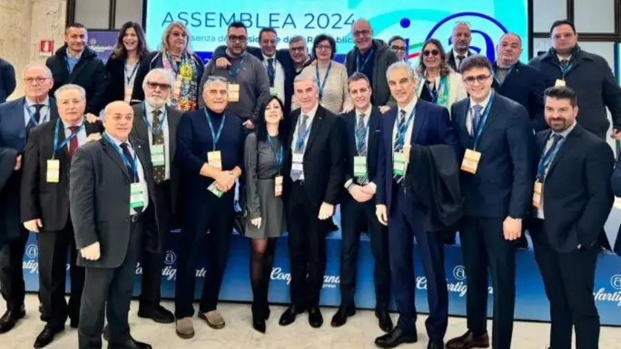 La delegazione calabrese all’assemblea nazionale di Confartigianato Imprese alla presenza del presidente della Repubblica