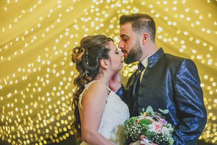 L’anniversario: gli auguri pieni d’amore di Davide a  Francesca