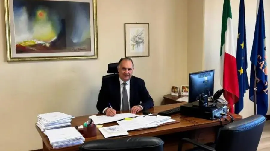 images Pietro Raso (Lega), "Proposta di legge innovativa per depurare il mare della Calabria tirrenica"
