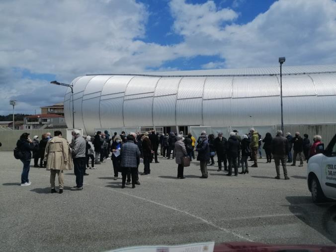 images Vaccini a Catanzaro. "La mia esperienza positiva all'Ente Fiera: in questo momento servono figure di fiducia come il dottore Errico"