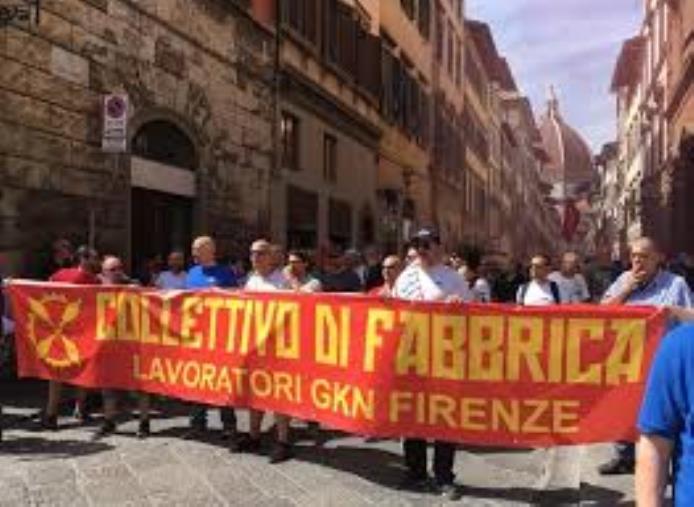 images Lavoro, gli operai ex Gkn arrivano in Calabria per 'Insorgiamo tour' 