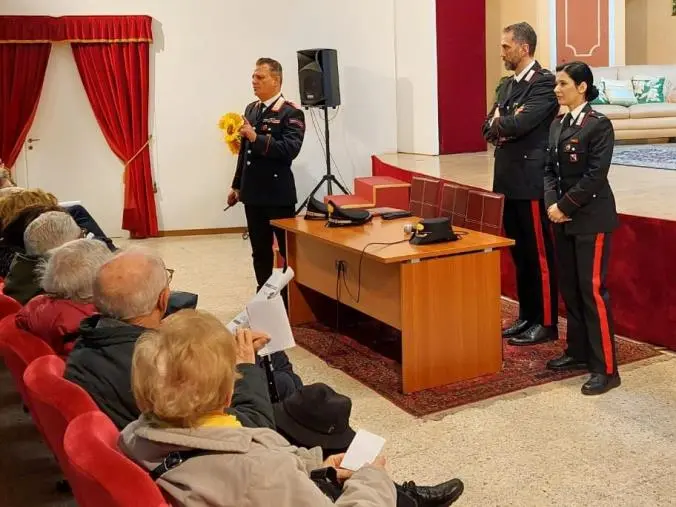 Prevenzione truffe agli anziani, i carabinieri incontrano gli anziani della parrocchia di Serra San Bruno 