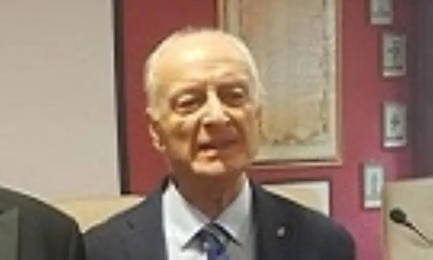 Addio al professore Umberto Platì, la città saluta lo stimato commercialista: aveva 90 anni