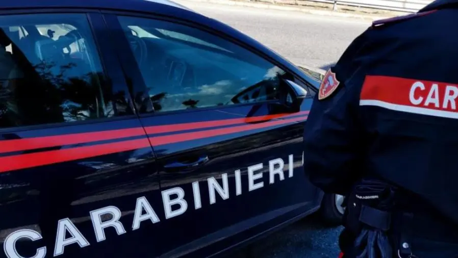 Rapporti sessuali con 13enne, arrestato giovane nel Cosentino