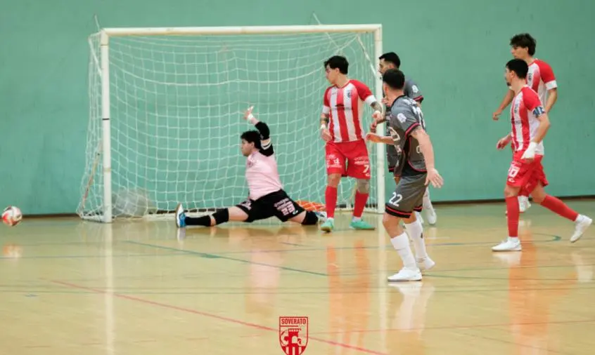 Ciro Rosario Parisi saluta il Soverato Futsal