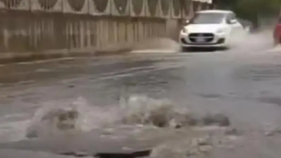 Catanzaro sott’acqua: violento temporale causa allagamenti in diverse zone della città