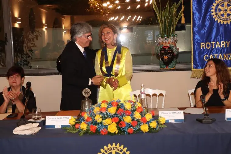 images Passaggio di consegne al Rotary Club di Catanzaro: Elena Grimaldi assume la presidenza