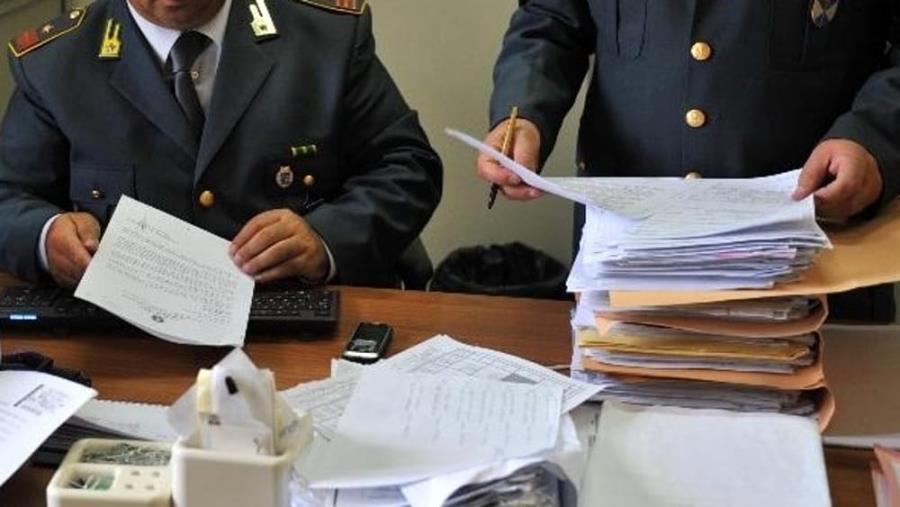 images 'Ndrangheta, 23 arresti per estorsione e bancarotta: sequestri per 30 milioni 
