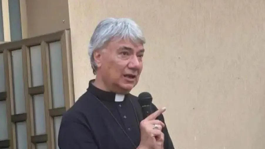 Don Mimmo Battaglia in visita all'Istituto Suore Maria Ausiliatrice di Soverato