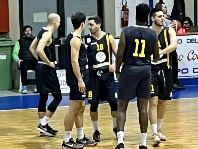 Il Basket Academy Catanzaro suona la carica per l'ultima giornata al Palascoppa di Soverato
