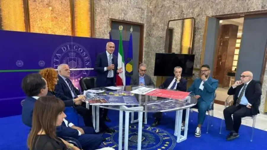 Cosenza, presentato a Palazzo dei Bruzi il cartellone unico del Teatro Rendano 