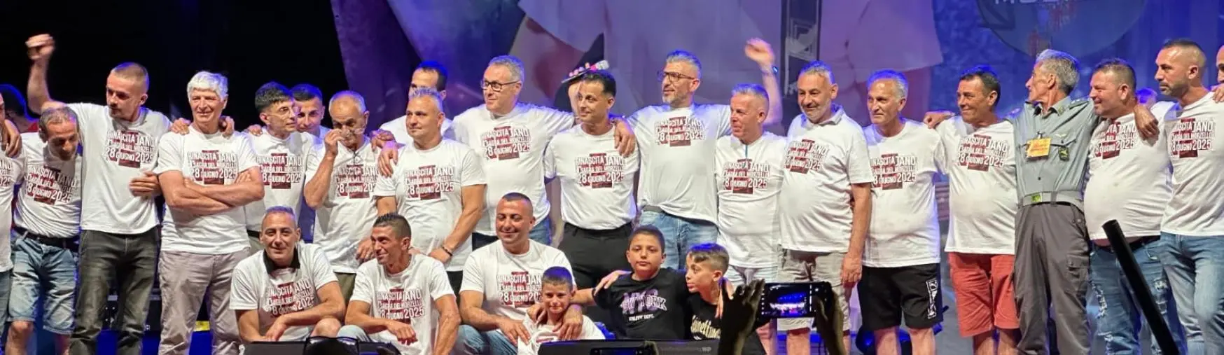 images Catanzaro, festa di quartiere e polemiche sui fuochi: l’Associazione “Rinascita Janò” smentisce momenti di paura