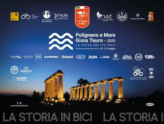 "La Storia in Bici” fa tappa a Lamezia: una corona di fiori per ricordare gli 8 ciclisti 