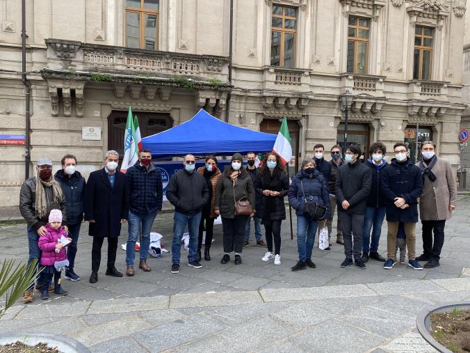 images Anche in Calabria Fratelli d'Italia si mobilita a sostegno del commercio locale e dei prodotti italiani