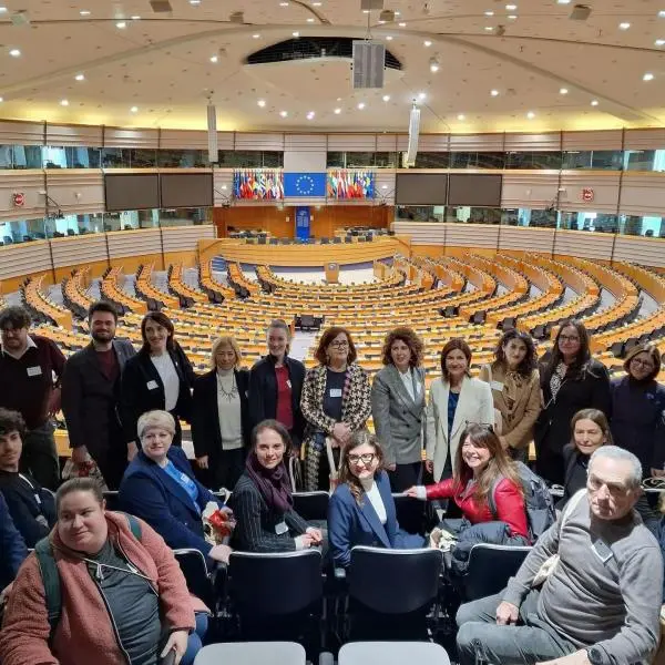 Le donne democratiche a Bruxelles per proporre la Conferenza Internazionale della Pace, Bruno Bossio: “Tutelare i diritti ma non promuovere il riarmo”
