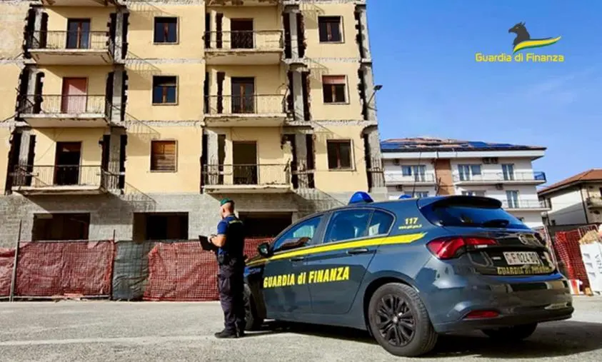 images Cosenza, frode sui bonus edilizi: sequestrati beni per oltre 700.000 euro