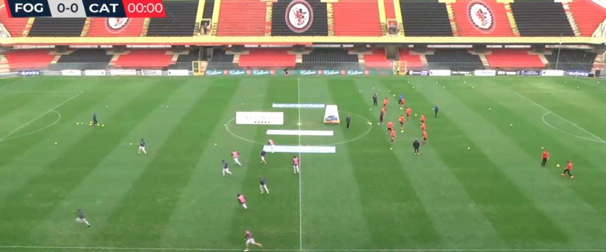 images Foggia e Catanzaro in campo alle 12.30: le formazioni ufficiali