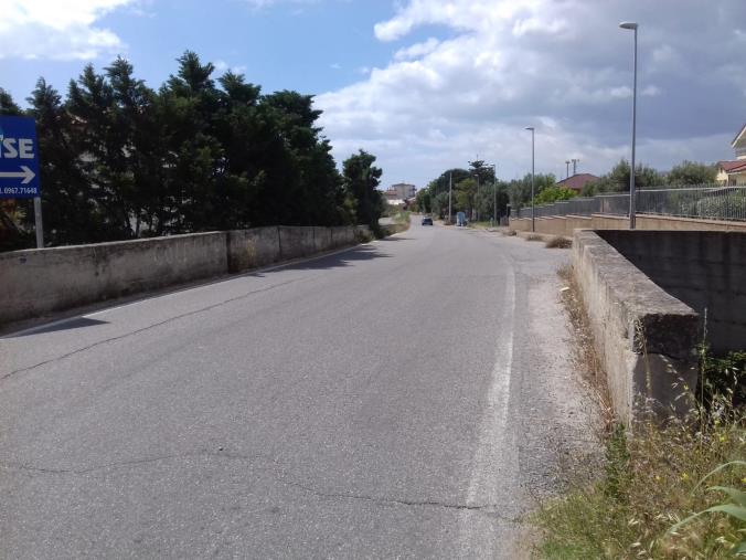 images Consegnati i lavori di messa in sicurezza di due strade provinciali a Davoli e Santa Caterina. La soddisfazione dei consiglieri Arena e Sinopoli