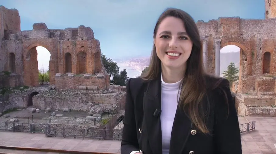 images Le Avventure di Athena, con Francesca Russo alla scoperta della Sicilia: Taormina, Palermo e Siracusa