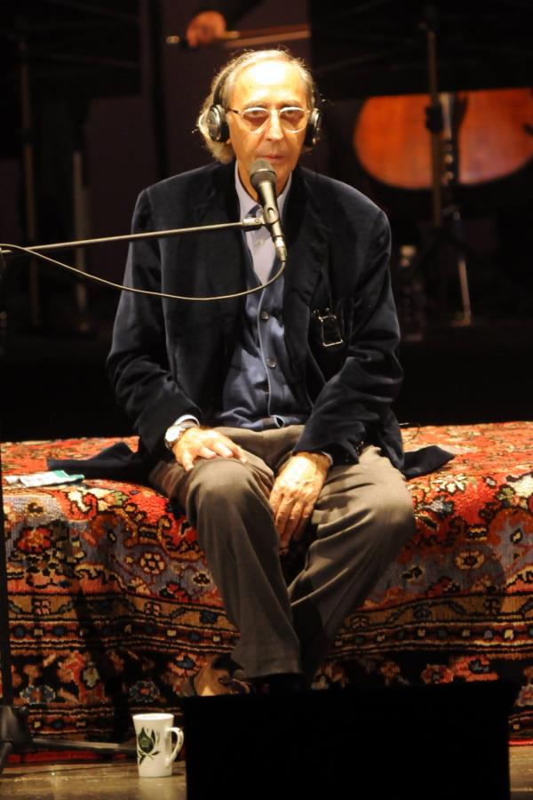 Sergio Dragone ricorda Battiato: "Non ho perso uno dei 4 concerti a Catanzaro, perle da conservare gelosamente in fondo all’anima"