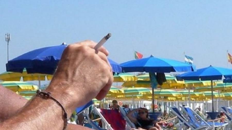images Parte la battaglia del Codacons per ottenere 
il divieto di fumo in tutte le spiagge della Calabria 