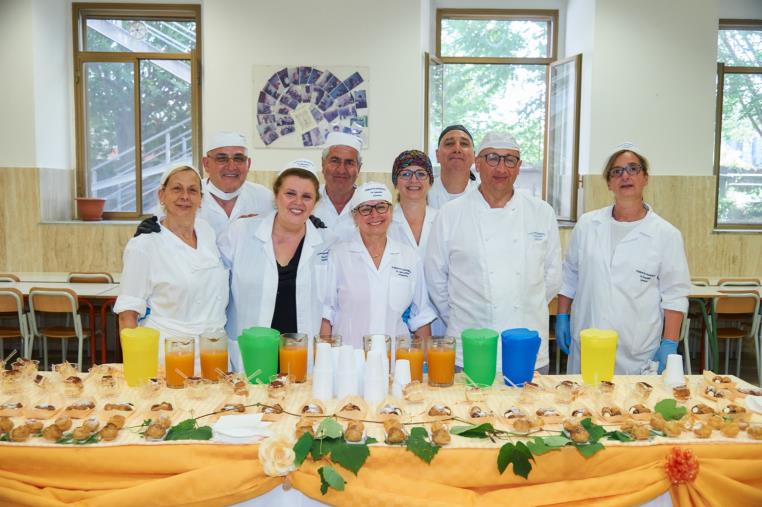 images Il Convitto Galluppi di Catanzaro ha salutato i diplomati della scuola secondaria di I grado con il "Graduation day"