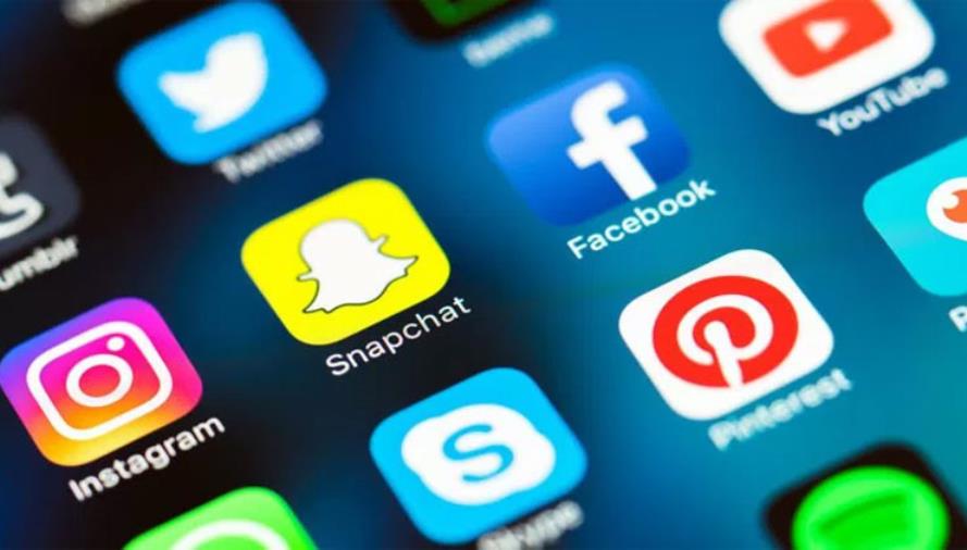 images Whatsapp, Instagram e Facebook down: disservizi in tutto il mondo