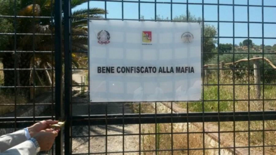 images Mafia, oltre 3 milioni di euro per 7 nuovi progetti sui beni nel Mezzogiorno: uno a Reggio Calabria 