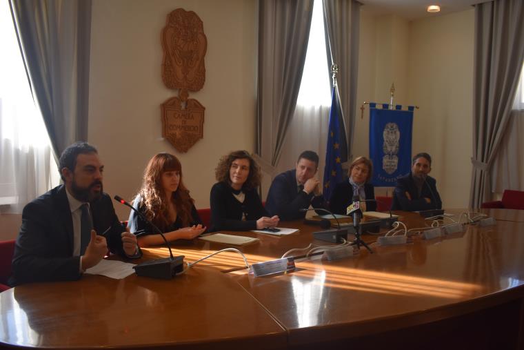 images Inaugurata la biblioteca della Camera di Commercio di Catanzaro, uno "scrigno" che custodisce  la memoria storica  della città