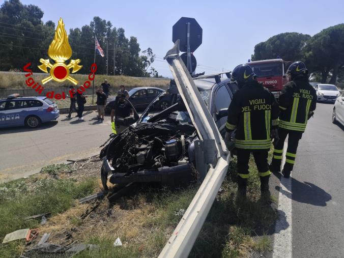 images Due incidenti nel Cosentino: quattro feriti ad Amendolara e un'auto ribaltata a Cetraro