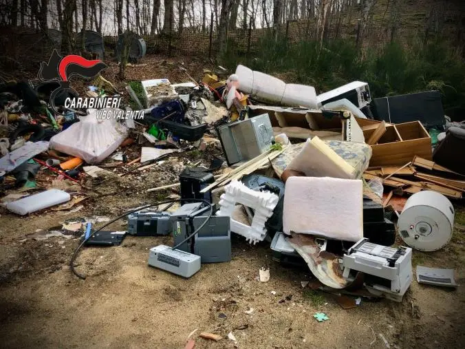 Nardodipace e Cassari, sequestrate due isole ecologiche 