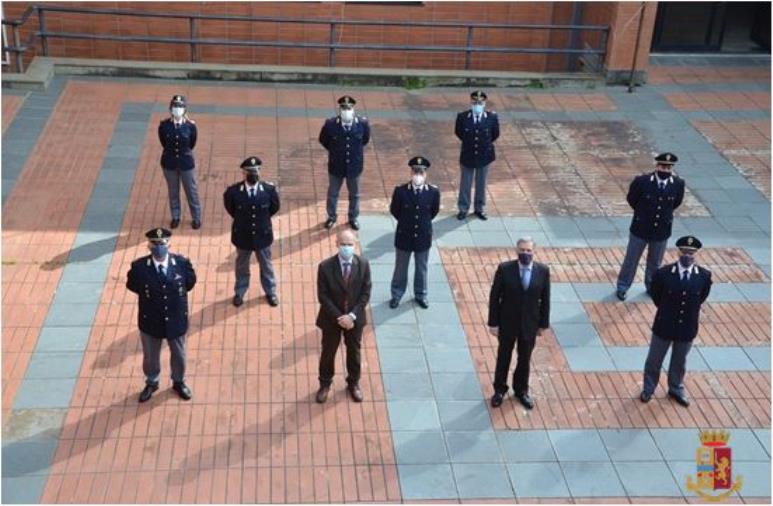 Catanzaro: il Questore Finocchiaro dà il benvenuto ai nuovi Vice Ispettori di Polizia