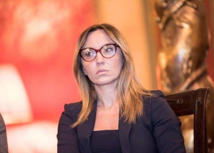 images "Mala civitas", la deputata di Fratelli d'Italia Ylenja Lucaselli: "Ai mafiosi le mance mentre gli imprenditori restano a secco"