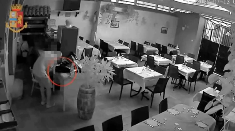 images Rubava puntualmente dal fondocassa di un ristorante: arrestato in flagranza un uomo in centro a Tropea