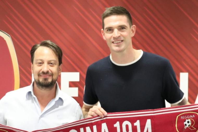 images Lafferty si presenta in conferenza stampa: “Farò di tutto per portare la Reggina in Serie A”