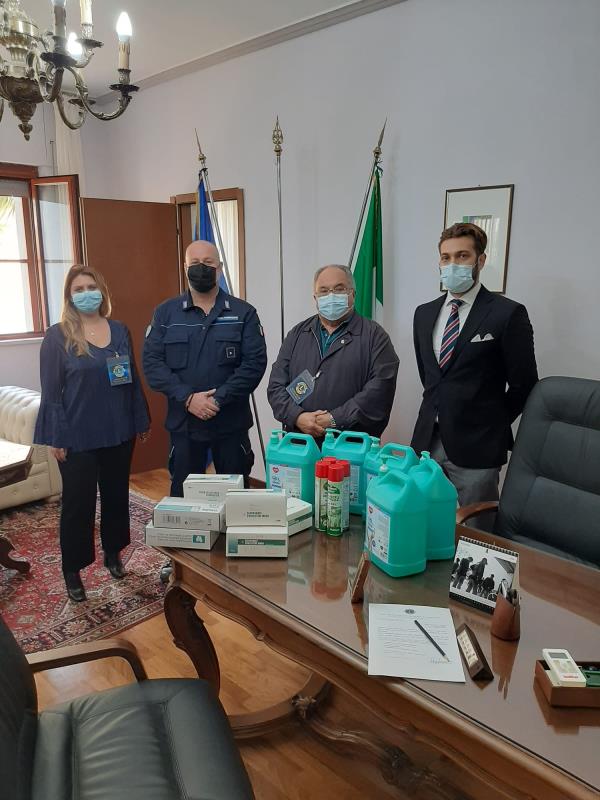 Consegnati oltre 2.000 dispostivi di protezione individuale e gel igienizzante ai detenuti di Crotone